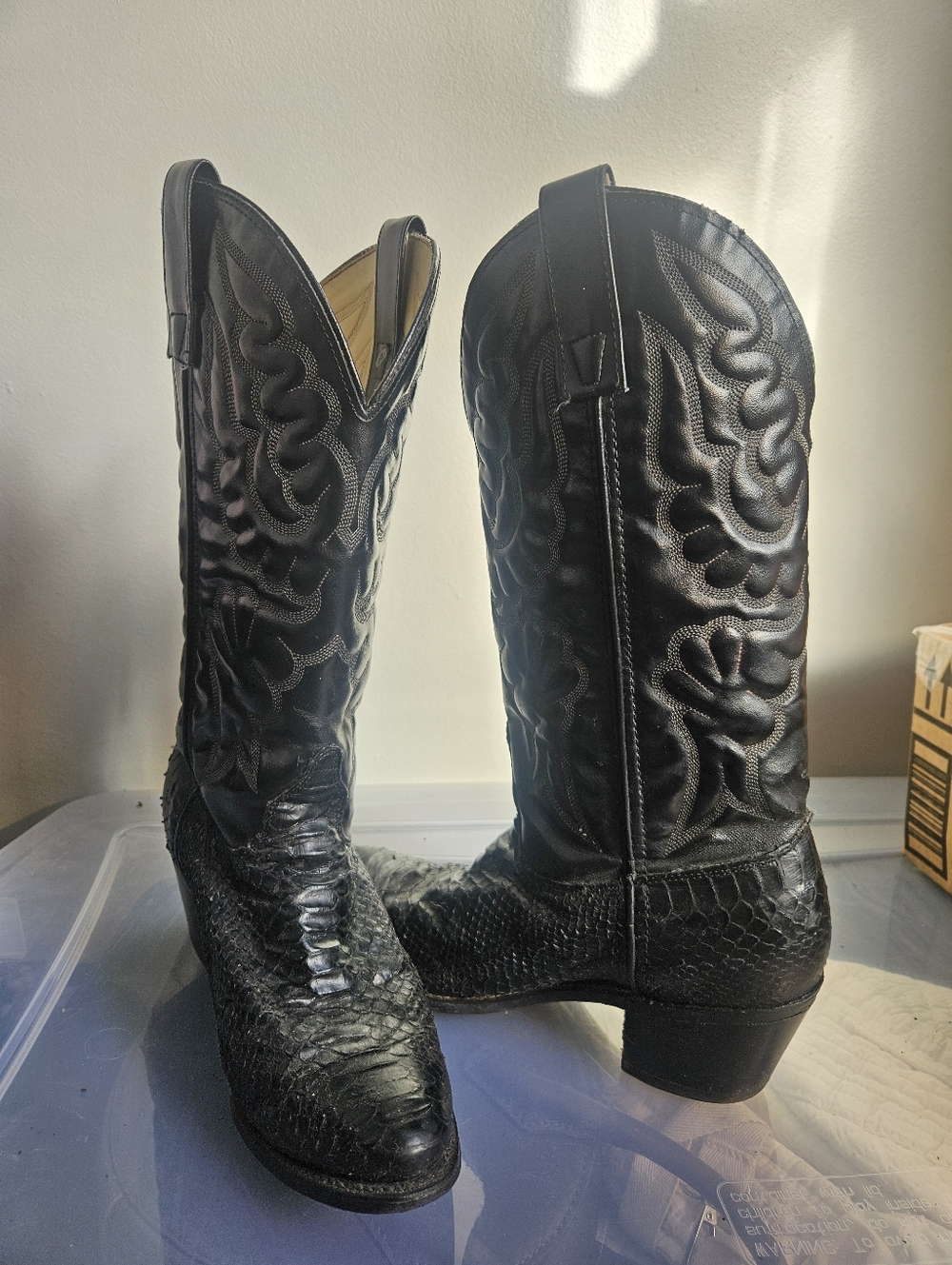 Capezio Womens Cowgirl Cowboy Black Boots Genuine Leathee 6.5